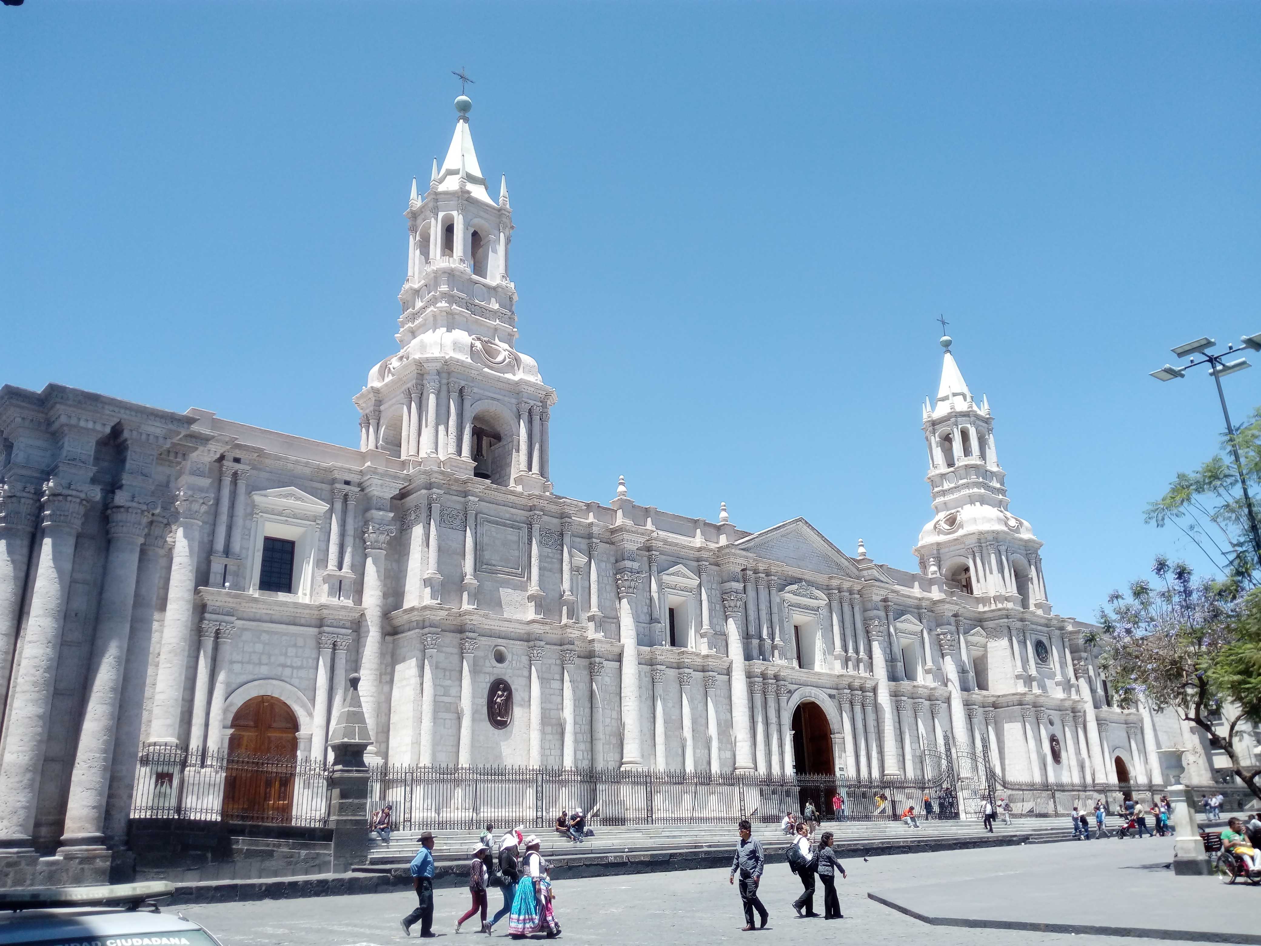 ペルー第２の街アレキパ 美しい世界遺産と食の街 はら旅ブログ